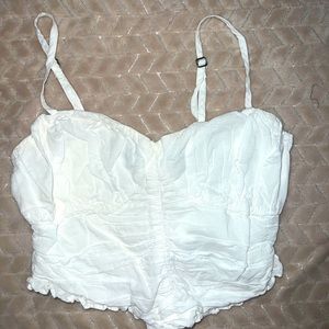 holliser cropped top